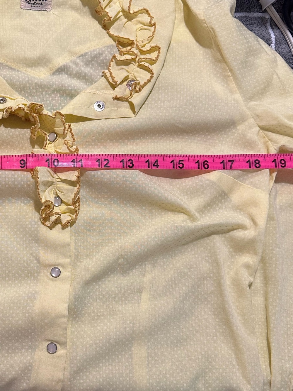 Vintage Prior Yellow Ruffle Pearl Snap Button-Up Blouse - Picture 3 of 6